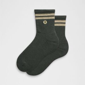 Lululemon Daily Essential Socks in Rainforest Green/Gold Metallic Stripe
